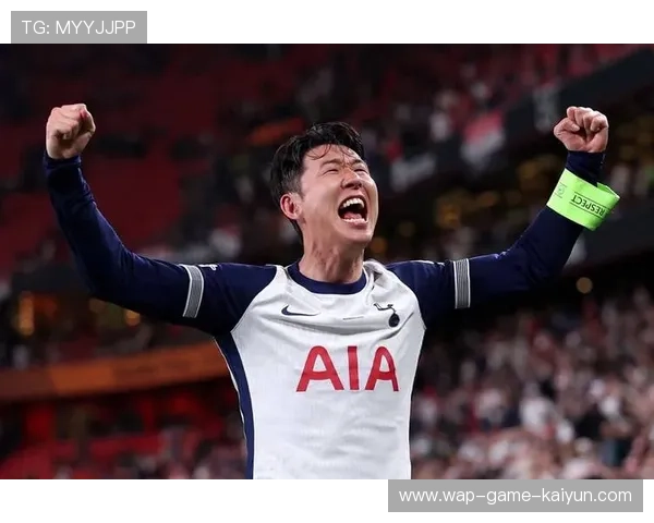 热刺连续打出阵地压迫,孙兴慜弧顶抽射稍偏